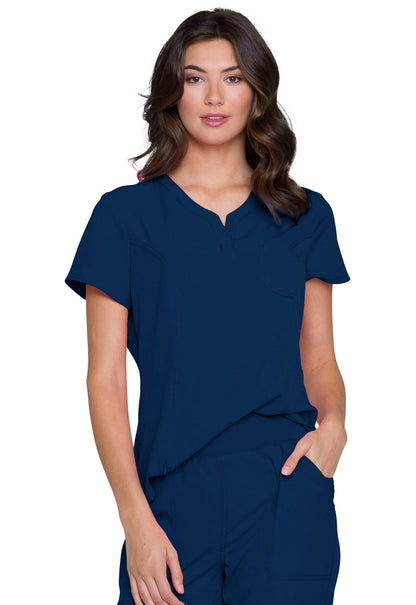 Blusa médica con cuello en V y fruncido de Heartsoul