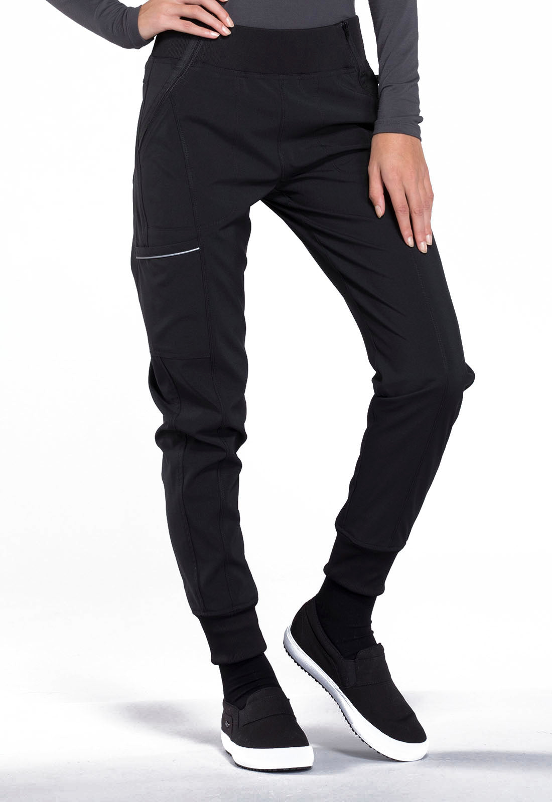 Jogger Cherokee Infinity de talle medio