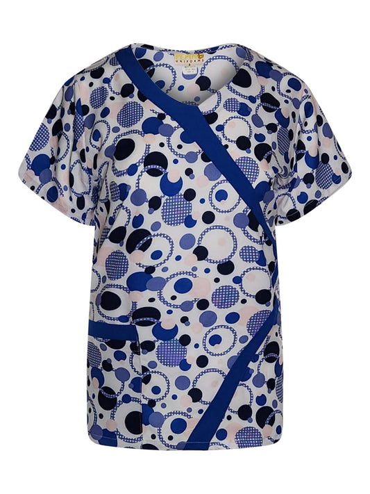 Blusa médica con cuello en V y estampado de lunares azules de Pepino Uniforms