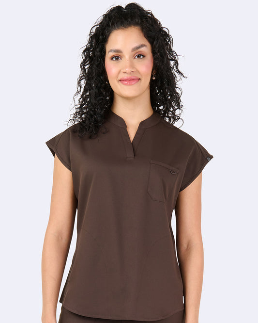 Zavate Studio Dynamic Tuck-In Scrub Top