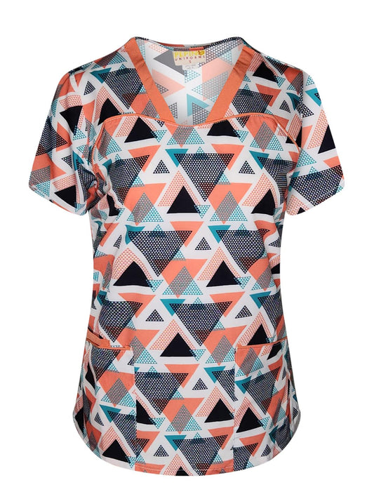 Blusa médica con cuello en V y ribetes con triángulos enlazados en color naranja y estampado de Pepino Uniforms